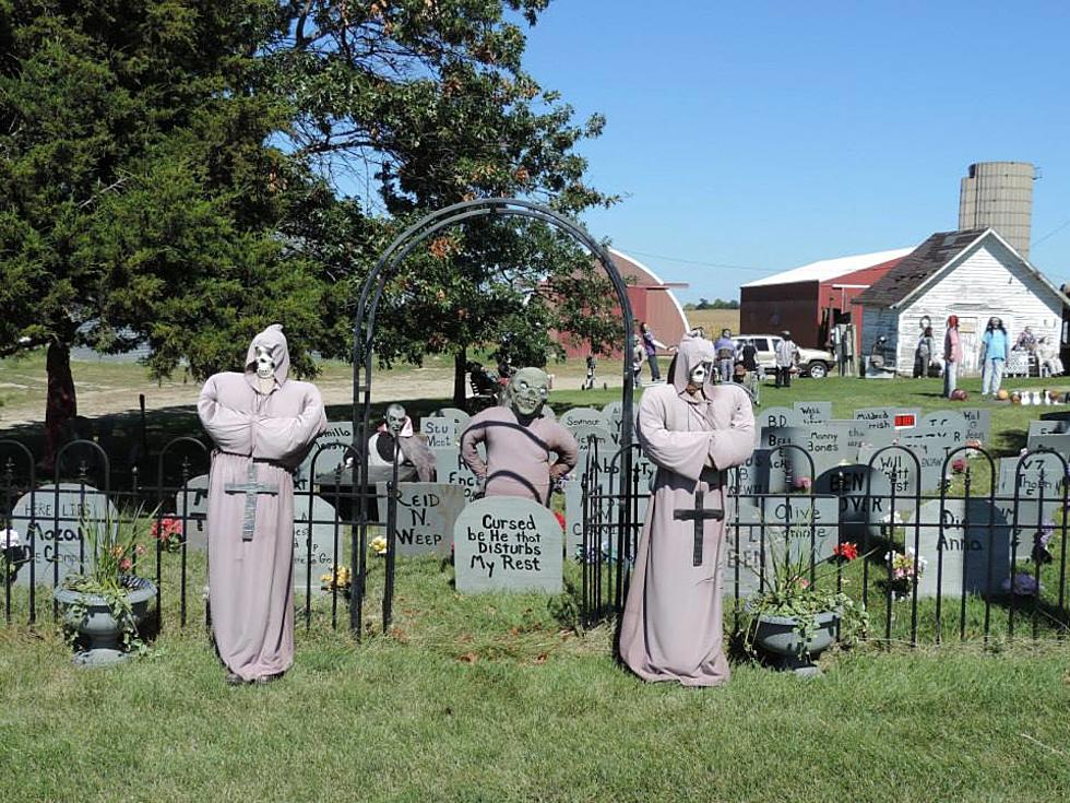 Are You Brave Enough To Get Inside The New Attraction At One of Illinois’ Most Haunted Farms?