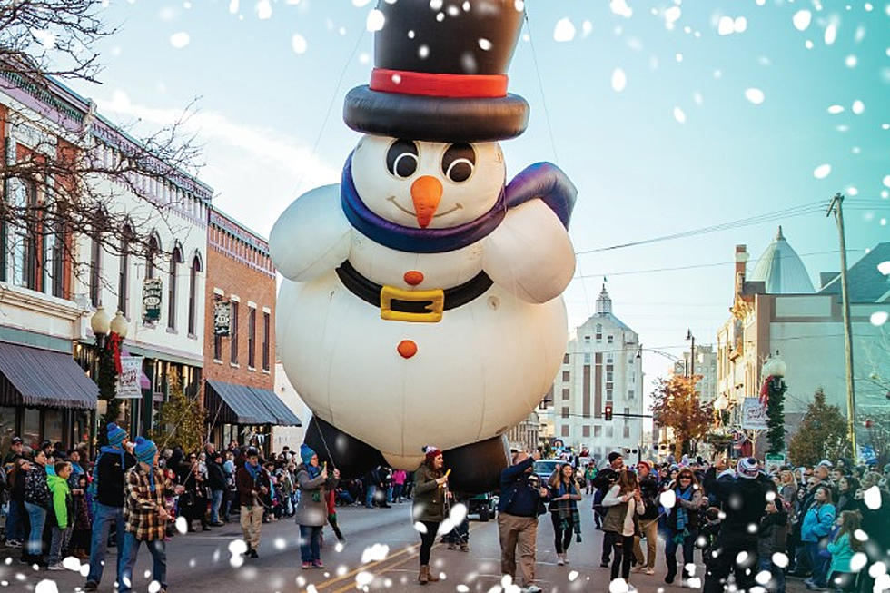 Everything You Need To Know About One of Illinois&#8217; Most Dazzling Winter Events