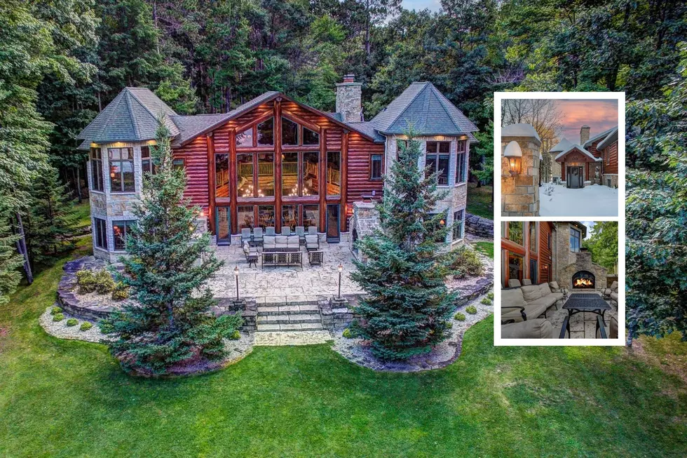 Live Like Royalty At This Wisconsin Rental