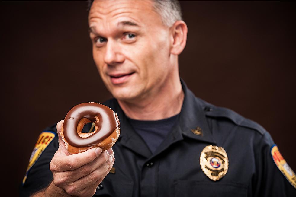 Wisconsin Police&#8217;s Hilarious Reaction to Donut Being Left Outside In The Cold