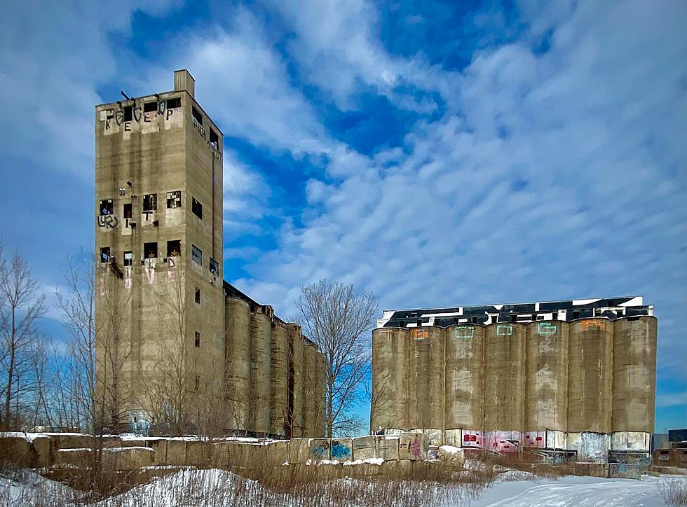 Abandoned Illinois Structure Is Still A Hotspot for Artists 40 Plus Years Later