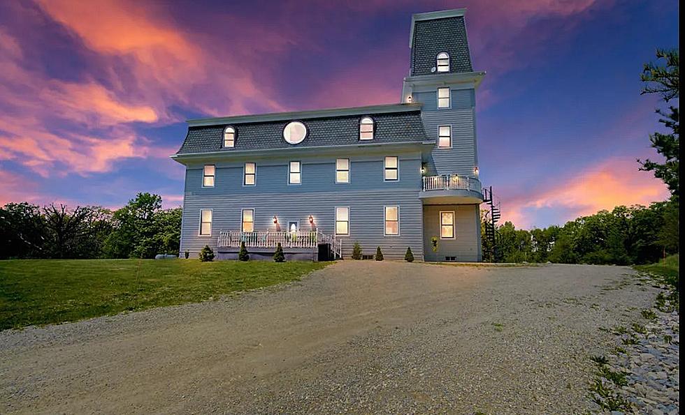 This Unique, Luxury Airbnb in Wisconsin Features an Observatory AND a 35 Seat Movie Theater