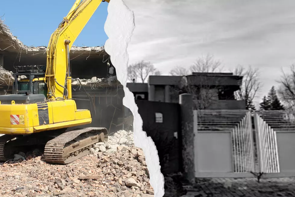 Game Over! Illinois Mansion Owned By Former-NBA Star Has Been Destroyed