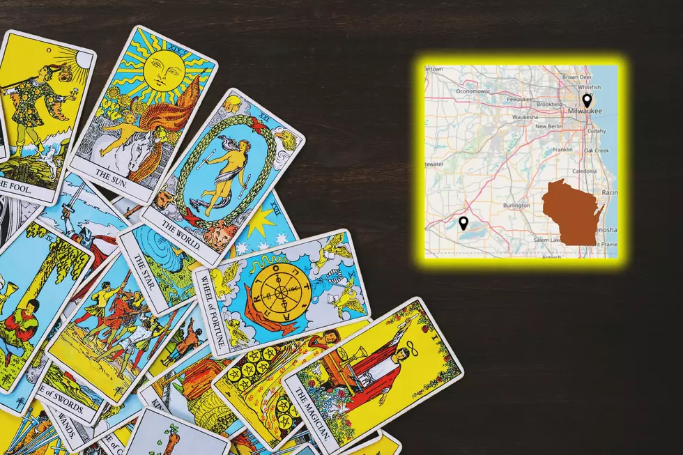 Tarot Card Airbnb Experiences In Wisconsin