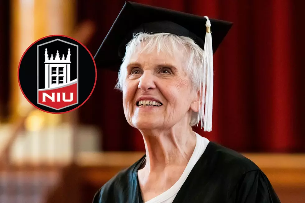 IL Woman Graduates From NIU at 90 Years Old