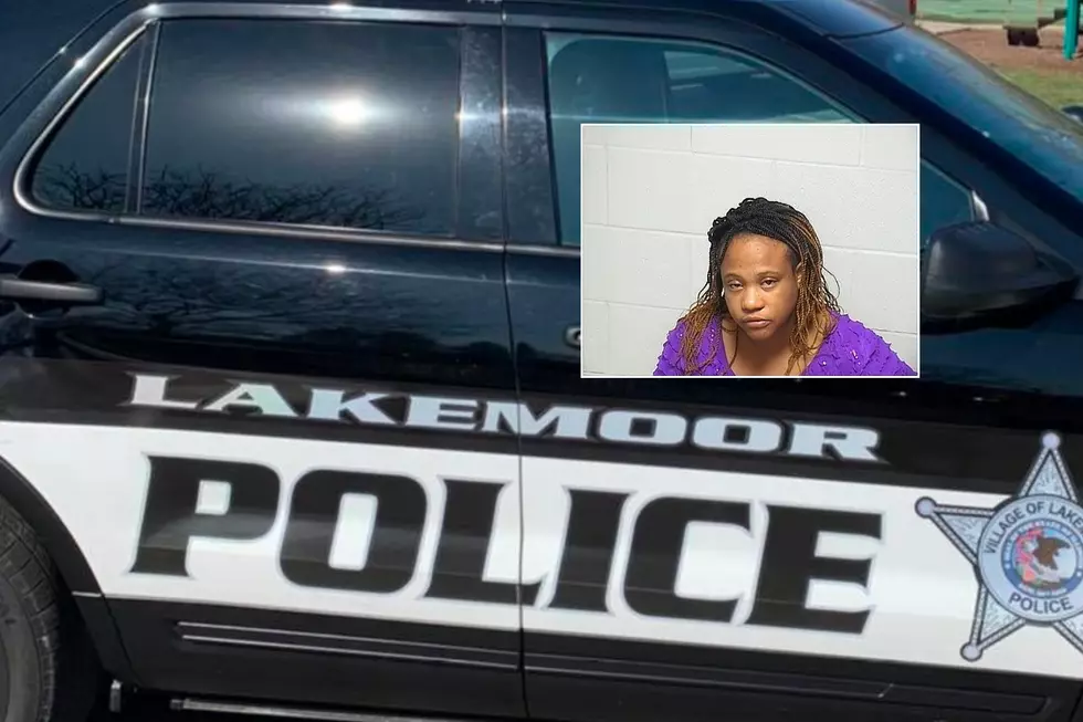 Drunk IL Woman Busted For Hitting Pole And Spitting In Cop's Face