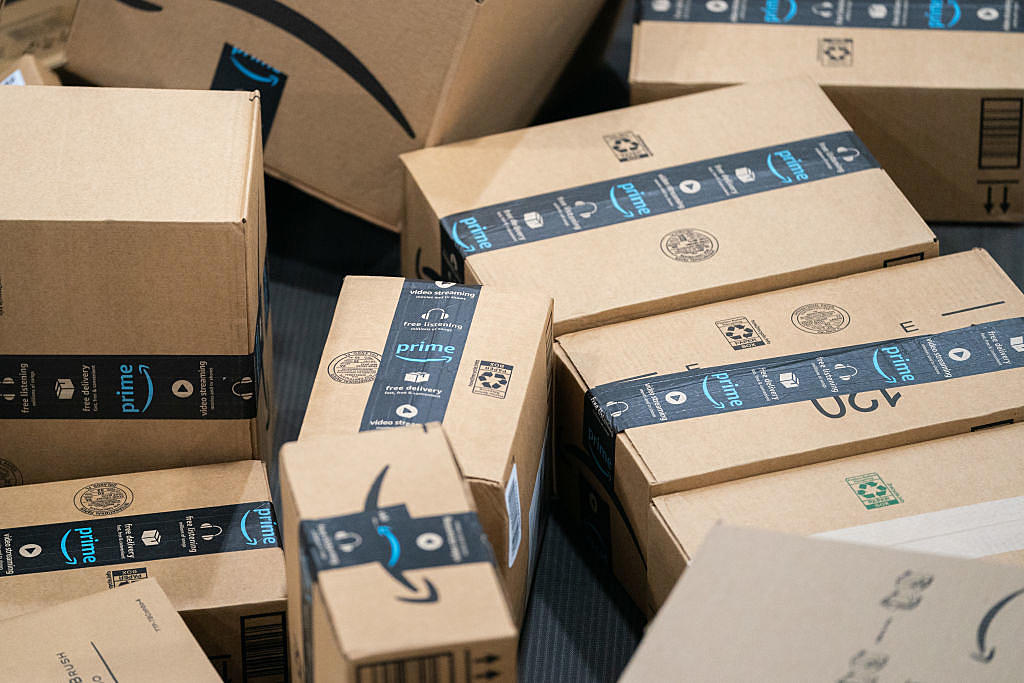 Amazon Will Begin Charging a Fee For Certain Returns in Illinois