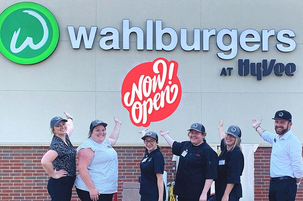 A New Wahlburgers Just Opened in Sycamore