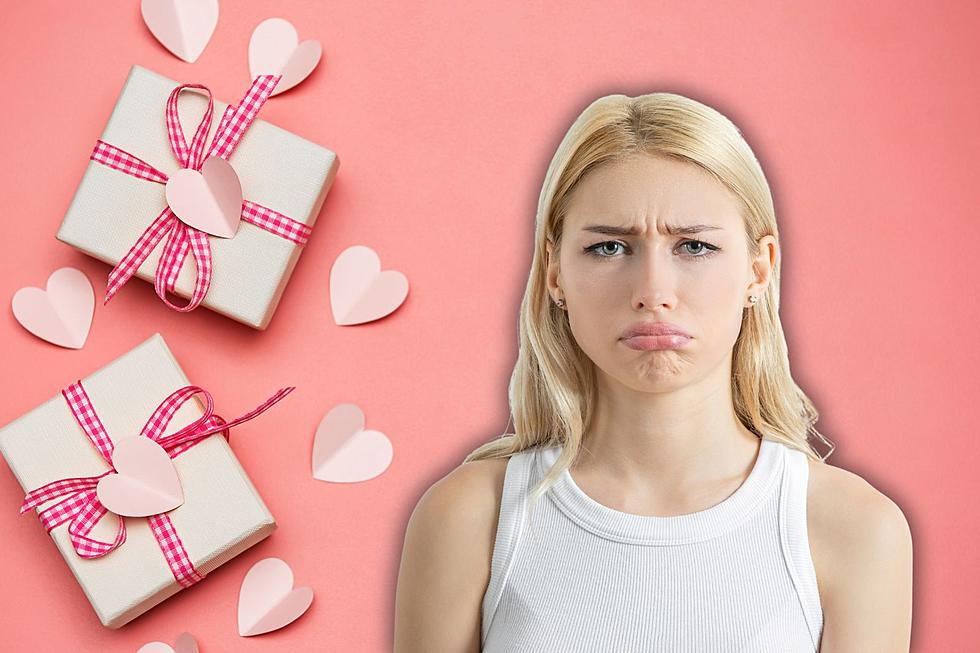 5 Gifts You Should Never Buy Illinois Women for Valentine's Day