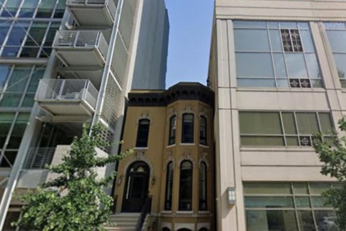 The Truth Behind Chicago's Real-Life ‘Up' House