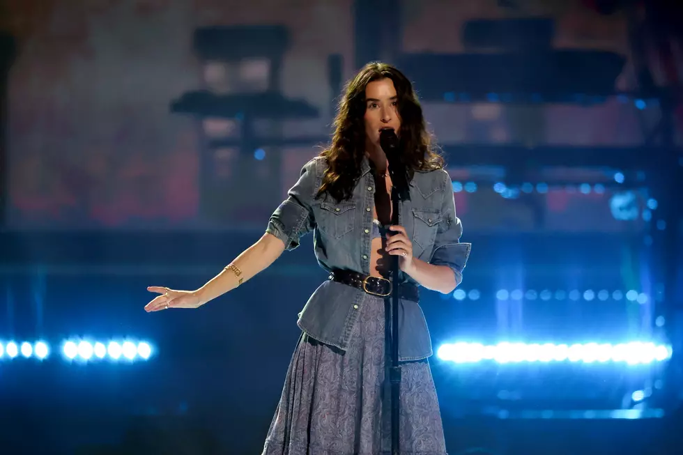 2 Illinois-Born Country Stars Team Up for New Netflix Song