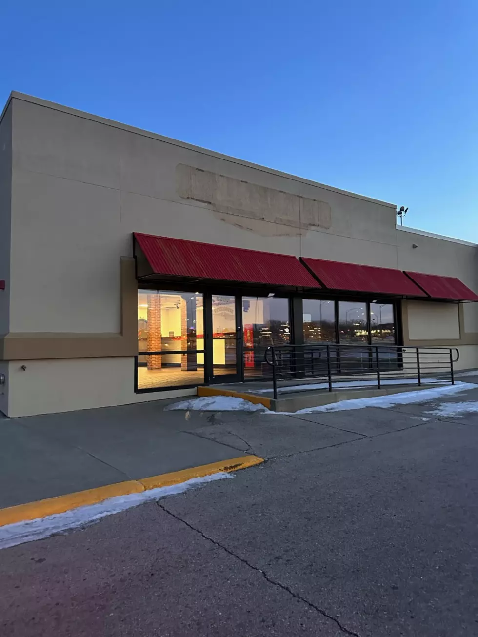 Very Popular Burger Restaurant Opening Cedar Falls Location
