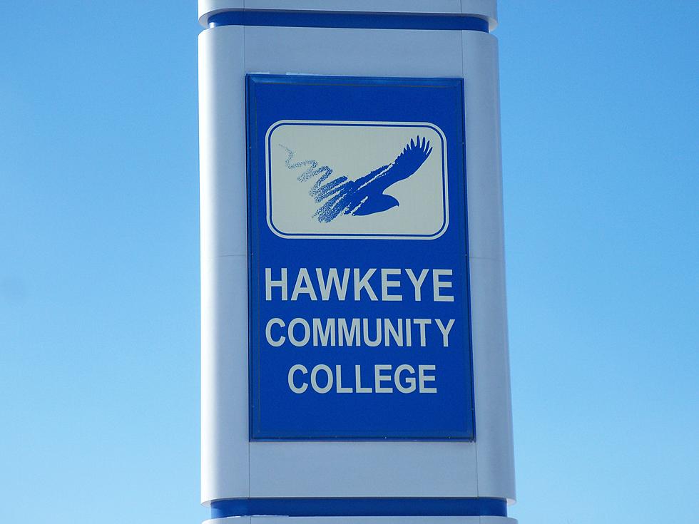 Hawkeye Community College Starting Athletics
