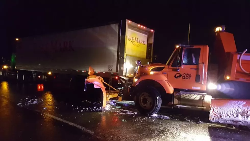 Separate Bremer County Crashes Occur In Same Area Along U.S. 218 [Photos]