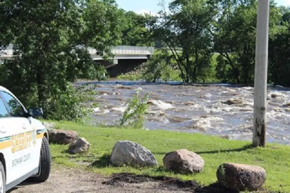 Body Pulled From River At Quasqueton, Waterloo Inmate Missing