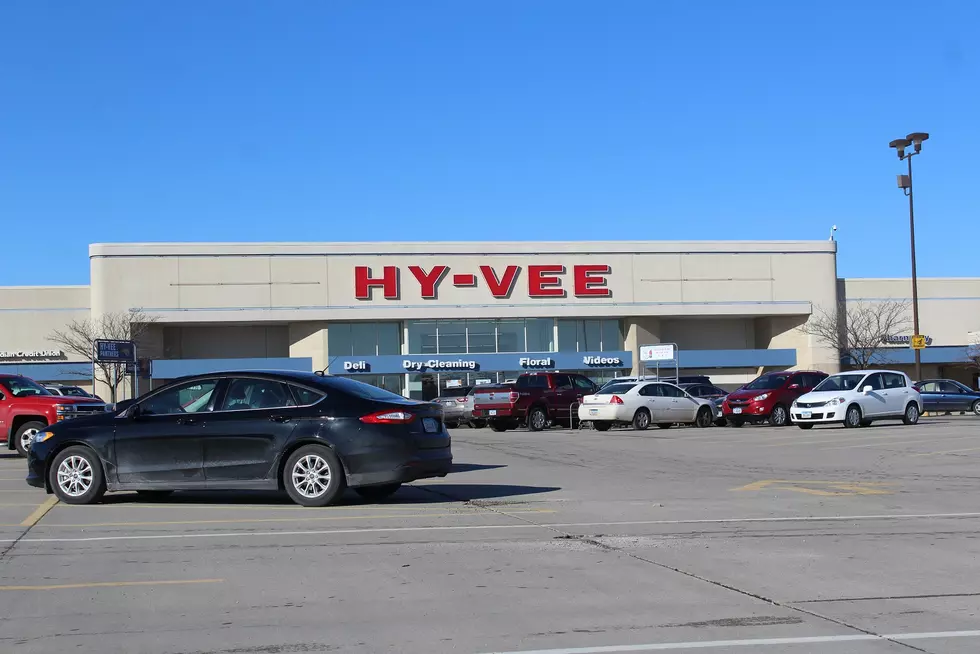 Waterloo Hy-Vee On University Ave. Closing