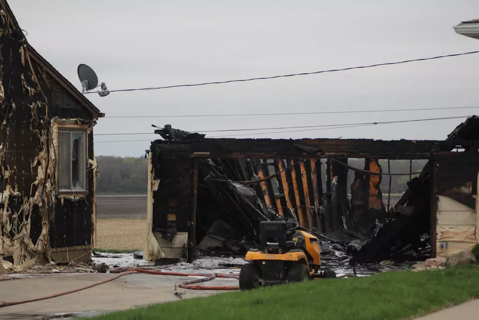 Vehicle Fire Destroys Cedar Falls Garage