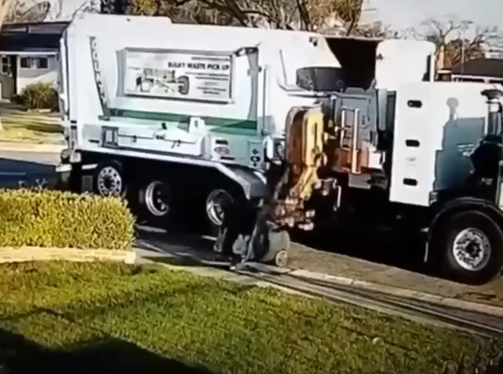 Garbage Truck Fail 