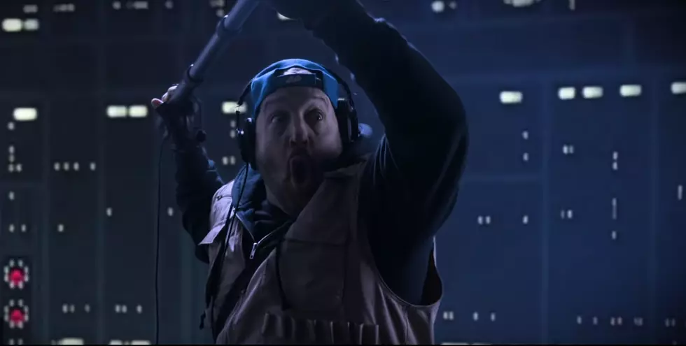 Kevin James as a Sound Guy in ‘Star Wars&#8217; &#038; &#8216;Rocky&#8217;