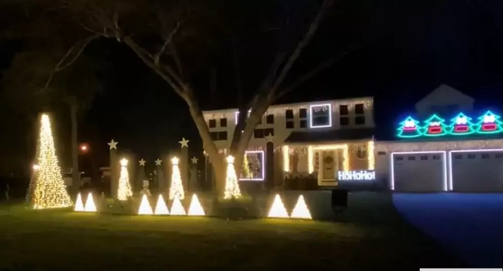 Waterloo Family’s Christmas Light Show Raises Over $5K For St. Jude’s