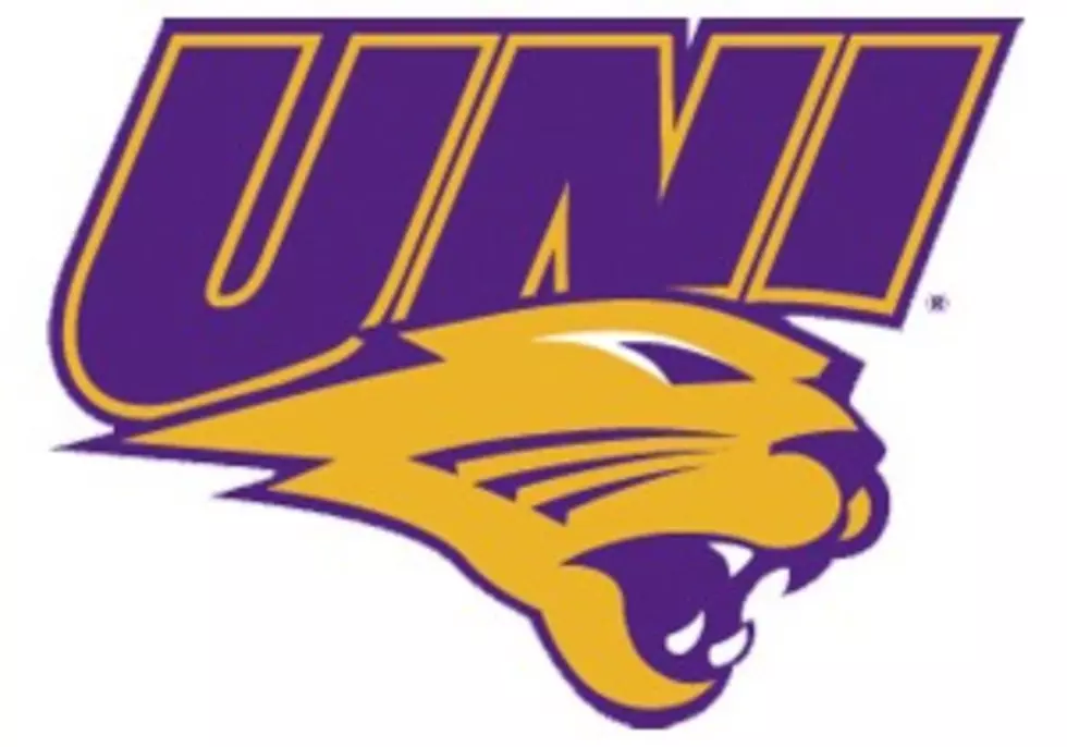 UNI Volleyball Sweeps Evansville, Stay Perfect in MVC [Video]