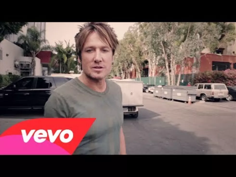 Keith Urban Shows Off His Fancy Digs