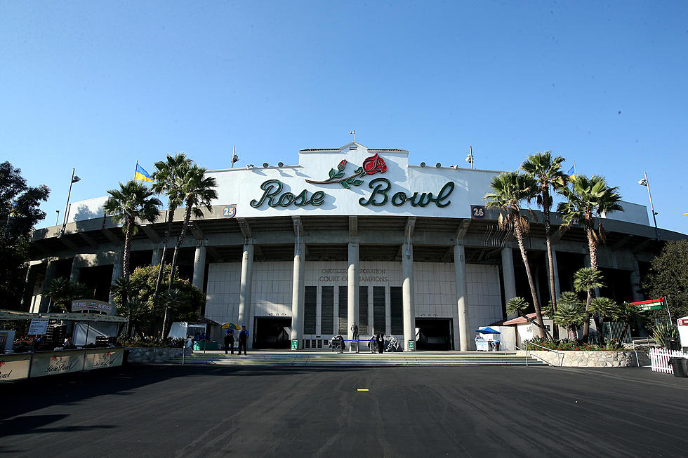 Get Your Iowa Rose Bowl Trip Package Now
