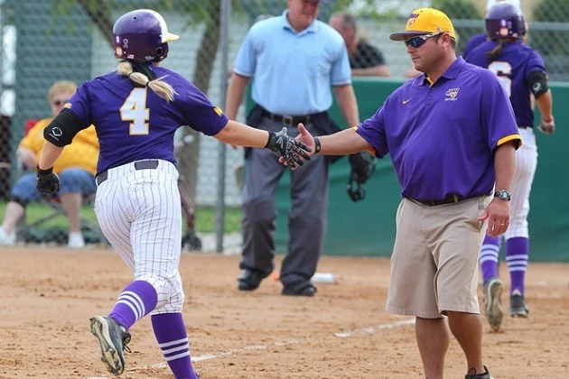 UNI Picked For Third-Place Finish In MVC Softball Race