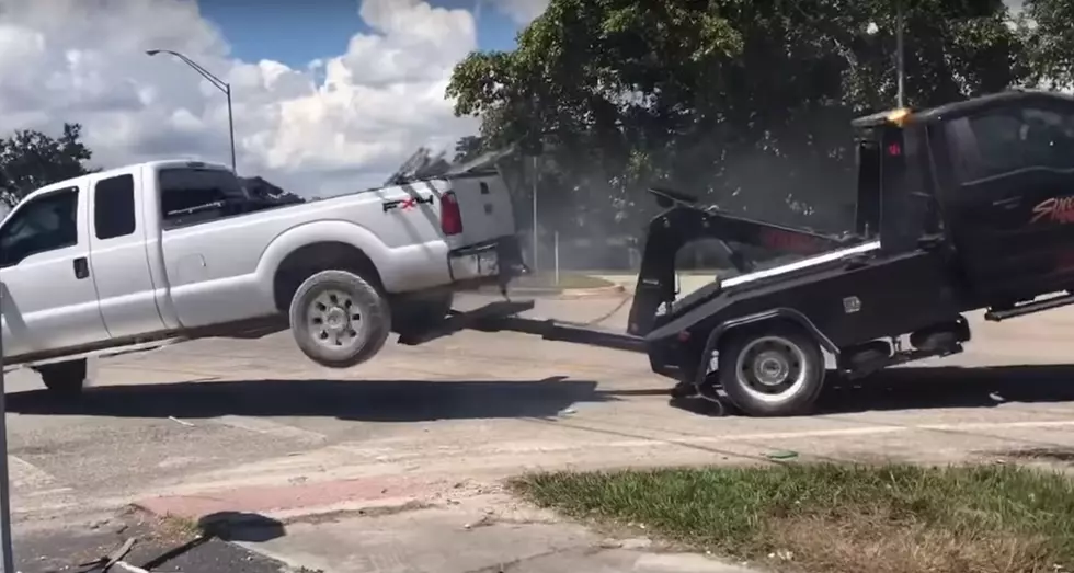 Pickup versus Tow Truck [Watch] (NSFW Language)