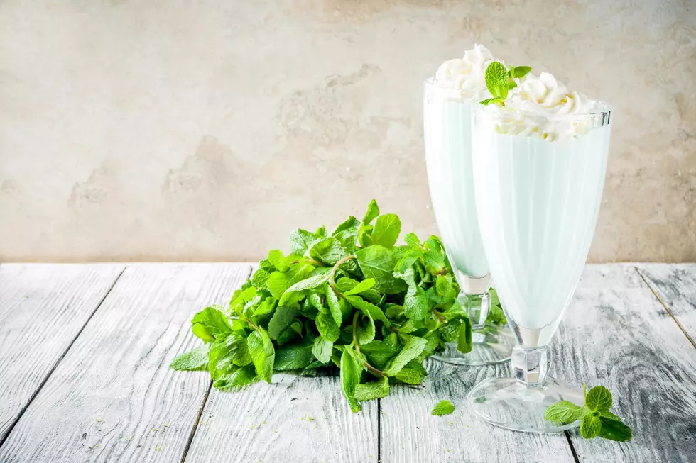 Shamrock Shakes Are Coming To Iowa… And Oreo Shamrock McFlurries