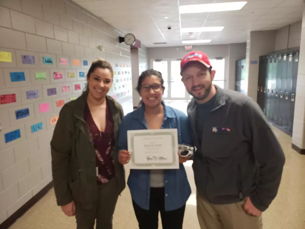 K98.5&#8217;s Student Of The Week Spotlight: Stacey C.
