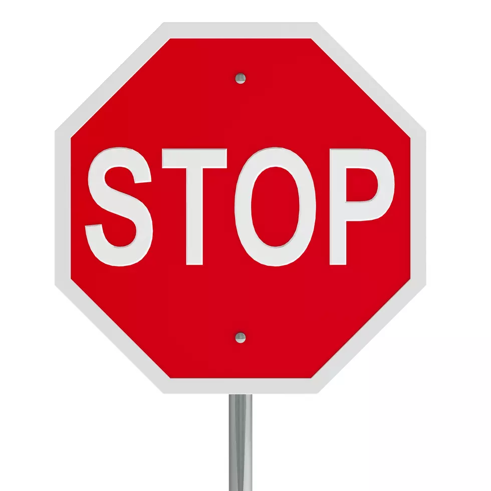 EPIC FAIL: “Stop” Sign in California Misspelled