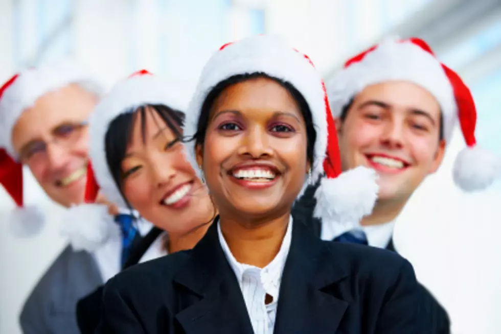 Tips On What To Talk About With Co-Workers At Holiday Parties