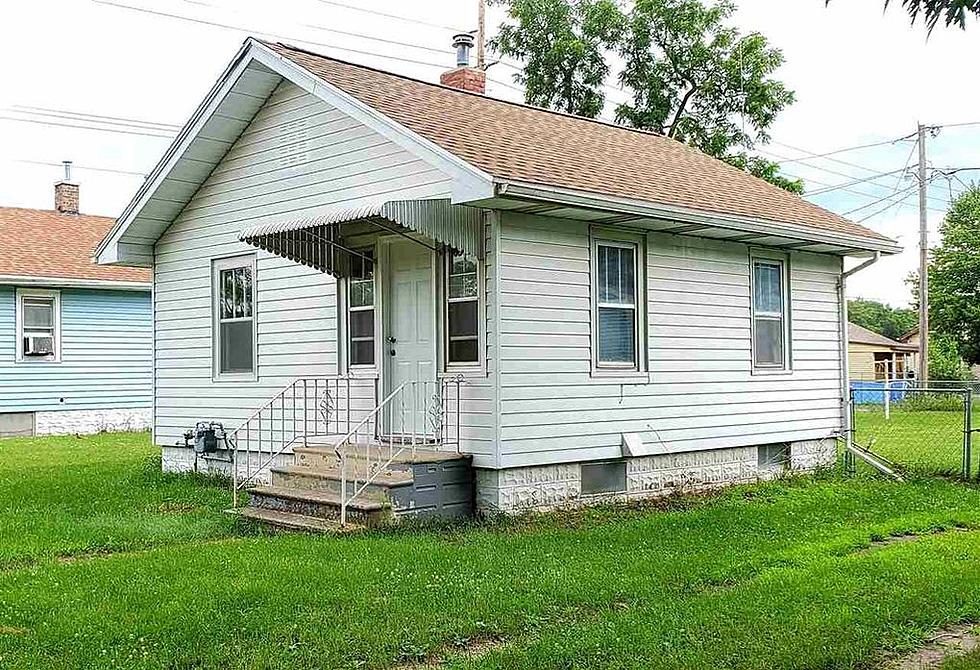 Could You Live in This 500 Sq. Foot NE Iowa House?
