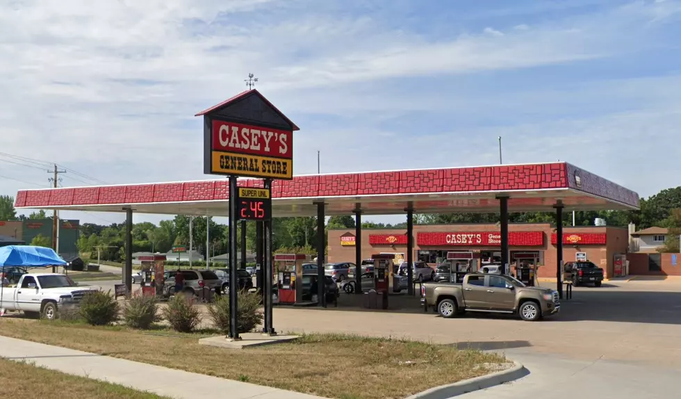 Iowa Man Stops Casey’s Robbery By… Being Really Chill