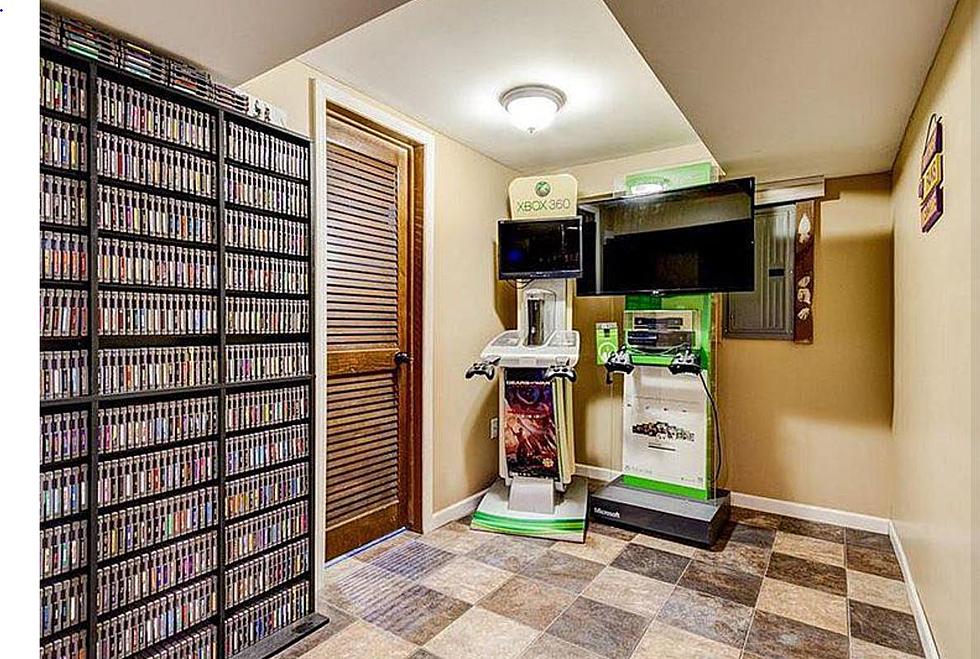 PICTURES: Gamer House in Ankeny, IA For Sale