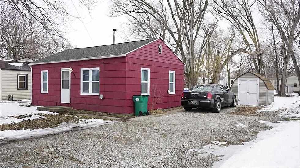 The Least Expensive Home in Evansdale Isn&#8217;t Scary at All [PHOTOS]