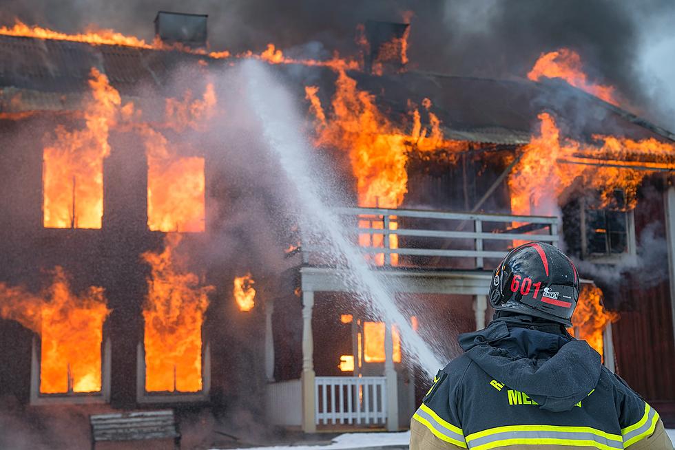 Iowa Firefighters Rescue Two Felines From Flames [PHOTOS]