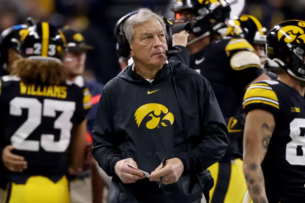 Kirk Ferentz Says New Team Leaders Are Needed For Next Season