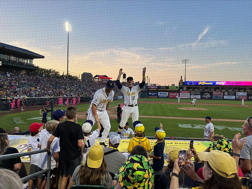 History Made At Sold Out Iowa Savannah Bananas Game