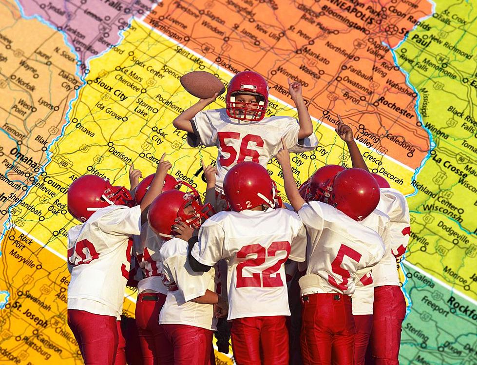 Iowa’s Tiniest Town Has Just Enough Residents to Make A Football Team