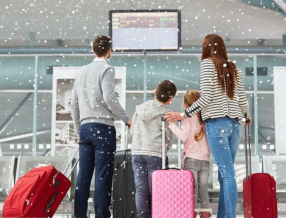 When Should Iowans Book Their Holiday Flights?