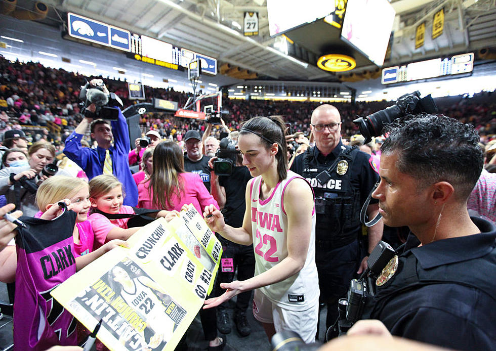 Carver-Hawkeye Arena Permanently Cements Caitlin Clark&#8217;s Legacy [PHOTO]