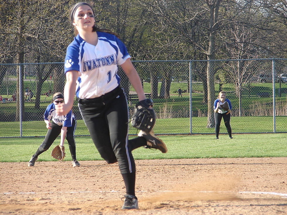 Huskies Softball has their Best Game While Beating Panthers