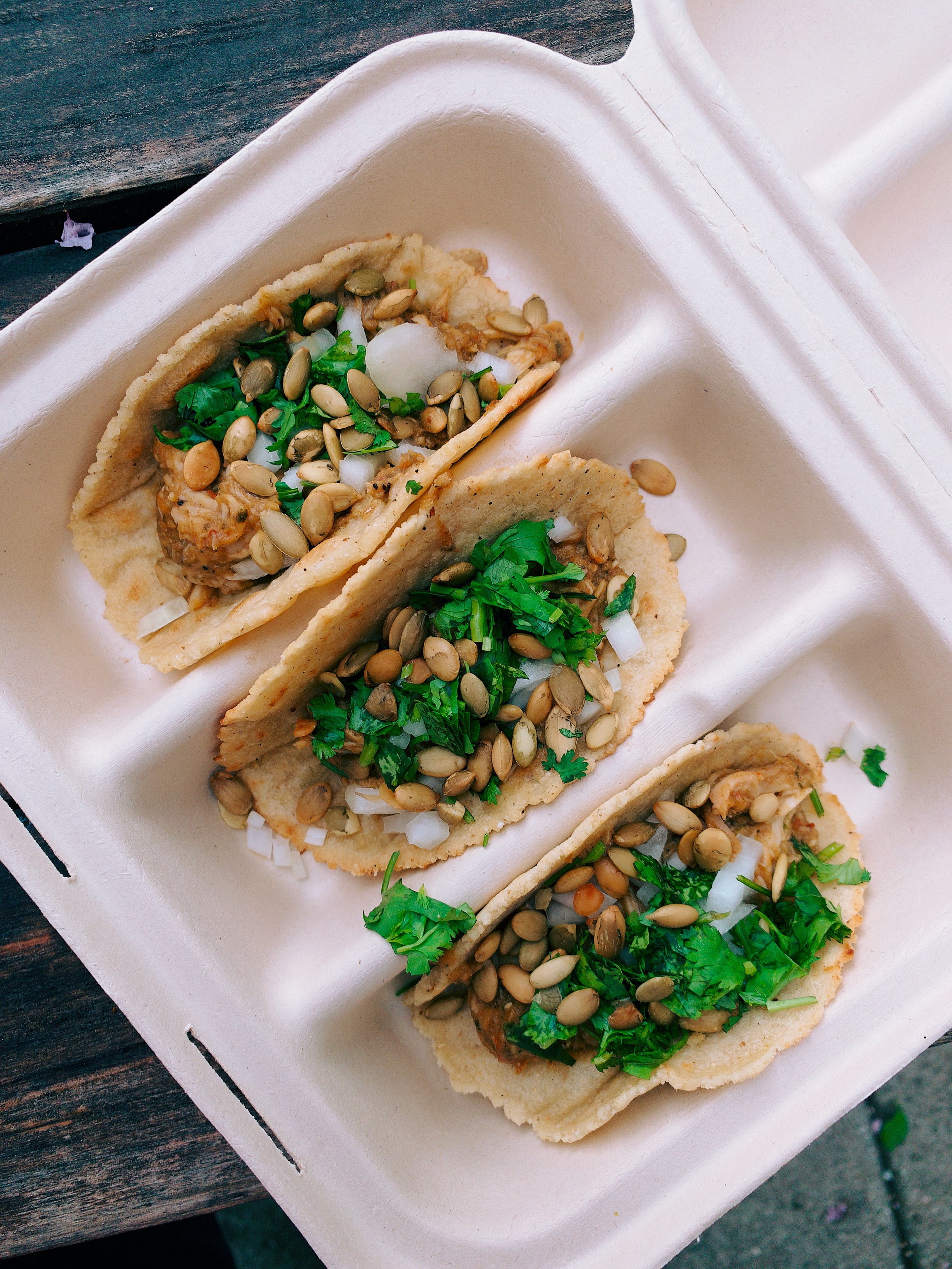 Clay Griddle With Tortillas Stock Photo - Download Image Now - El Salvador,  Food, Baked - iStock