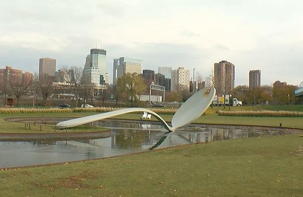 What Happened to the Cherry from the &#8216;Spoonbridge and Cherry&#8217; Sculpture in Minneapolis?