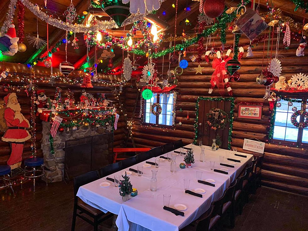 This Minnesota Christmas Pop-Up Bar Takes Festive To A Whole New Level