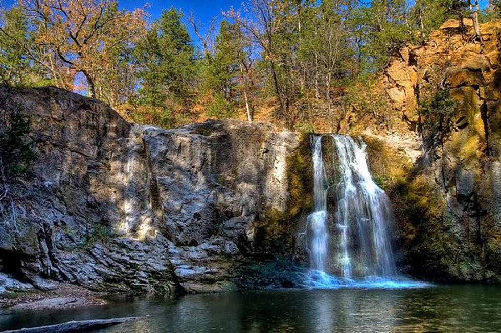 This Impressive Waterfall Is Known As The “Little Yellowstone” of Minnesota