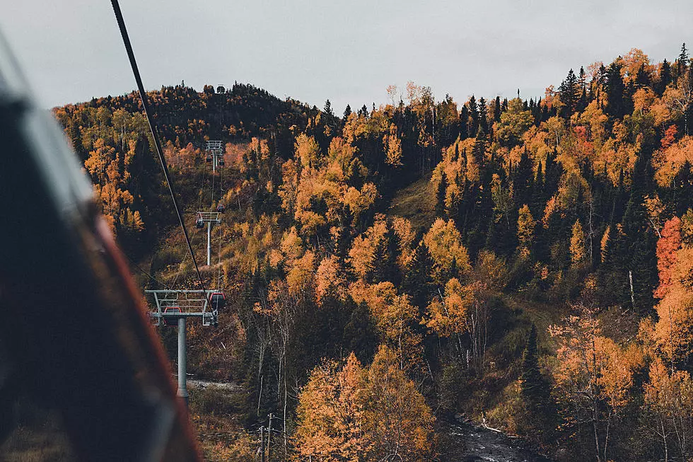 Minnesota Ski Resort Has Gondola Rides for Fall Color Hunters