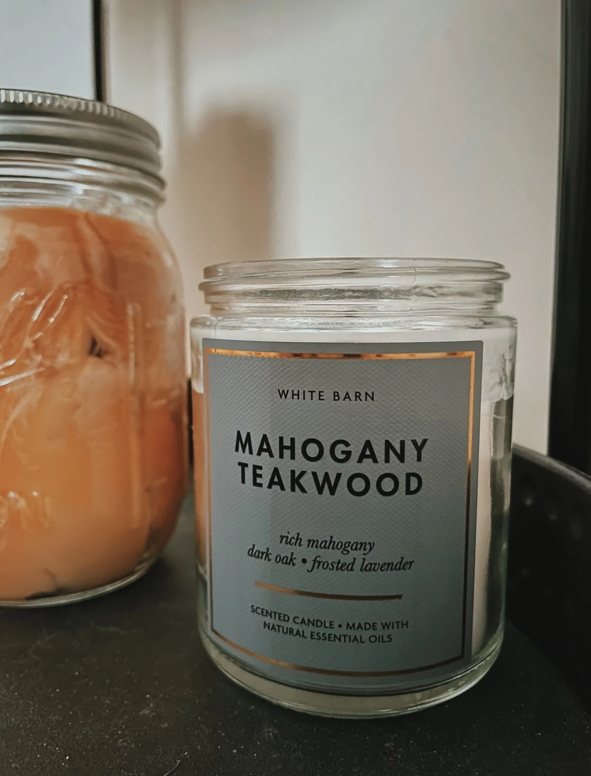 Live - White Barn candle Mahogany Teakwood
